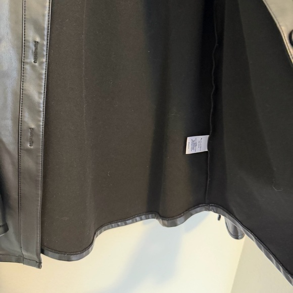 Revolve Michael Stars Black Vegan Leather Shirt Jacket Size Small Women’s - Picture 7 of 9